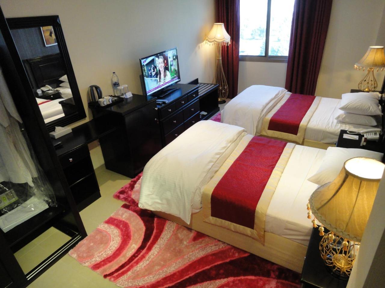 Al Andalus Plaza Hotel Manama Extérieur photo