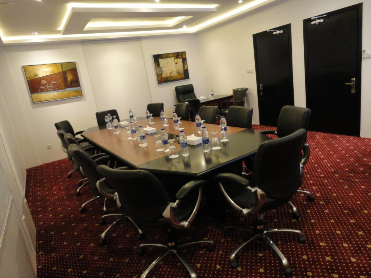 Al Andalus Plaza Hotel Manama Extérieur photo