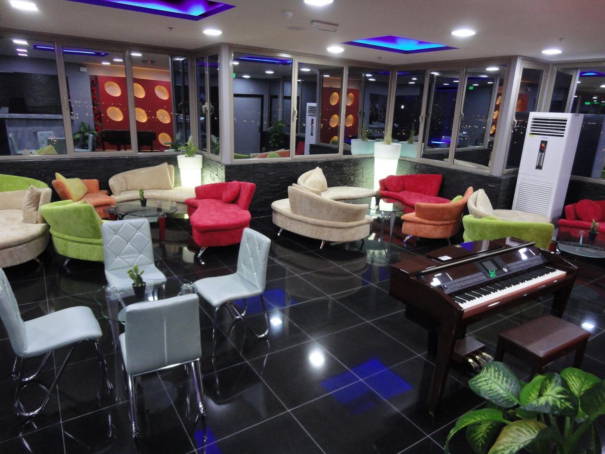 Al Andalus Plaza Hotel Manama Extérieur photo