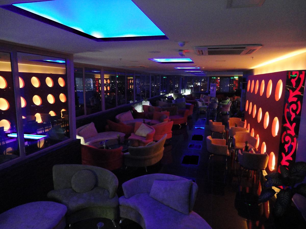 Al Andalus Plaza Hotel Manama Extérieur photo