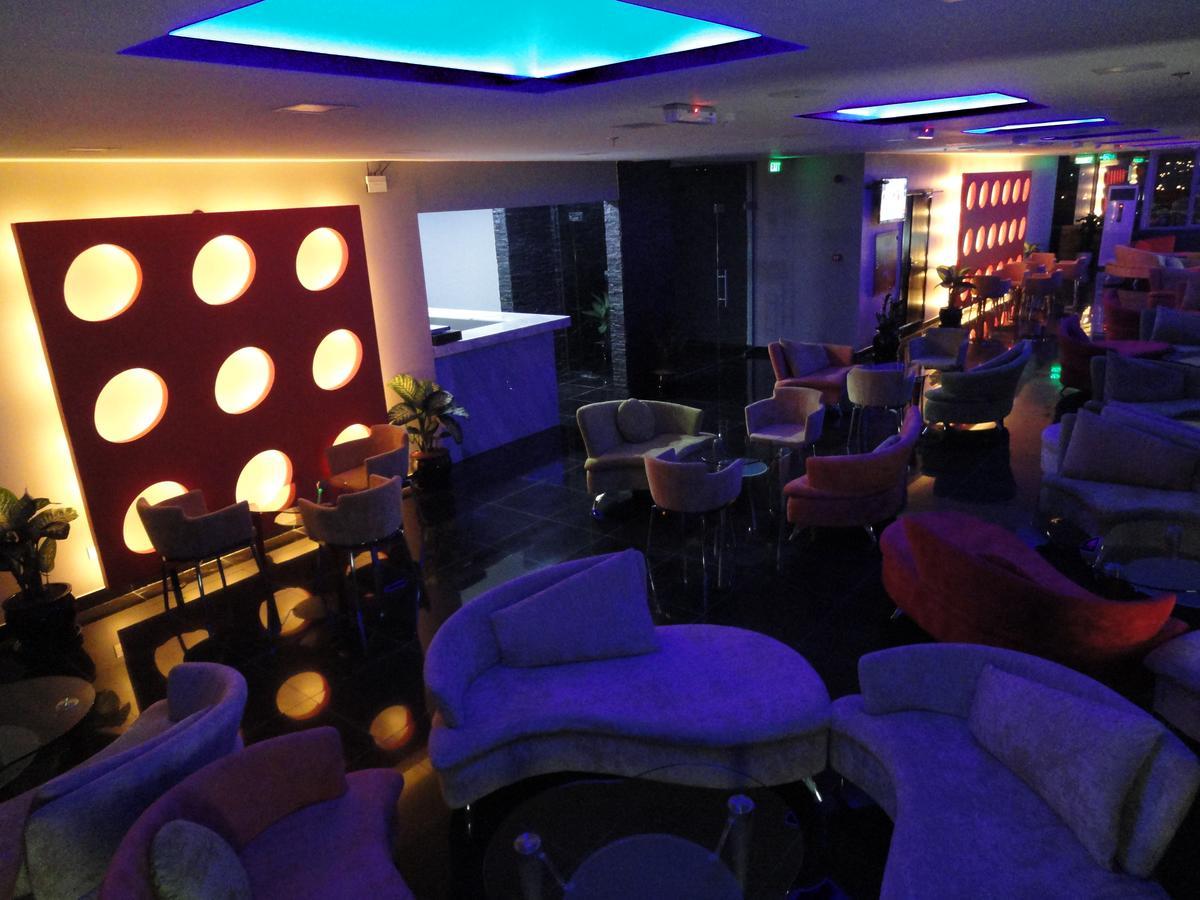 Al Andalus Plaza Hotel Manama Extérieur photo