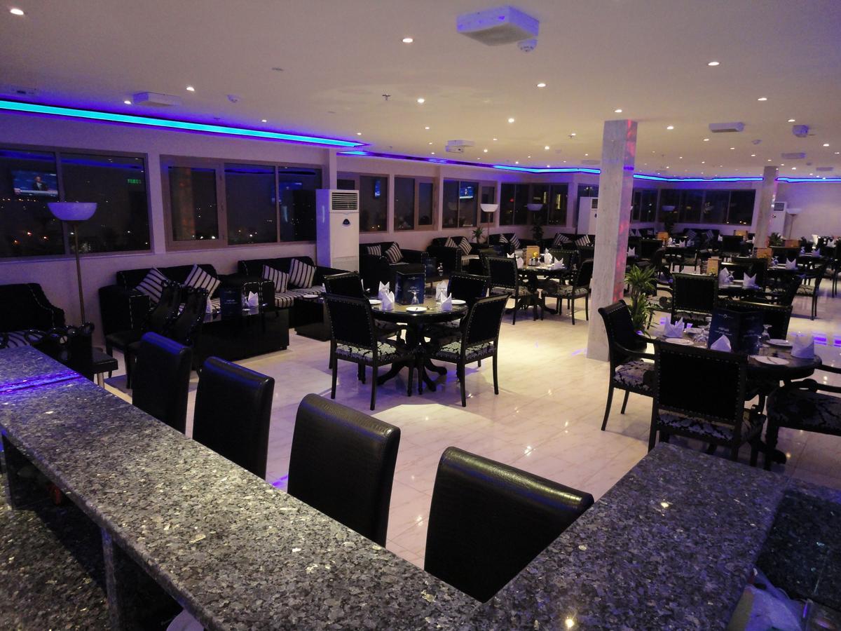 Al Andalus Plaza Hotel Manama Extérieur photo