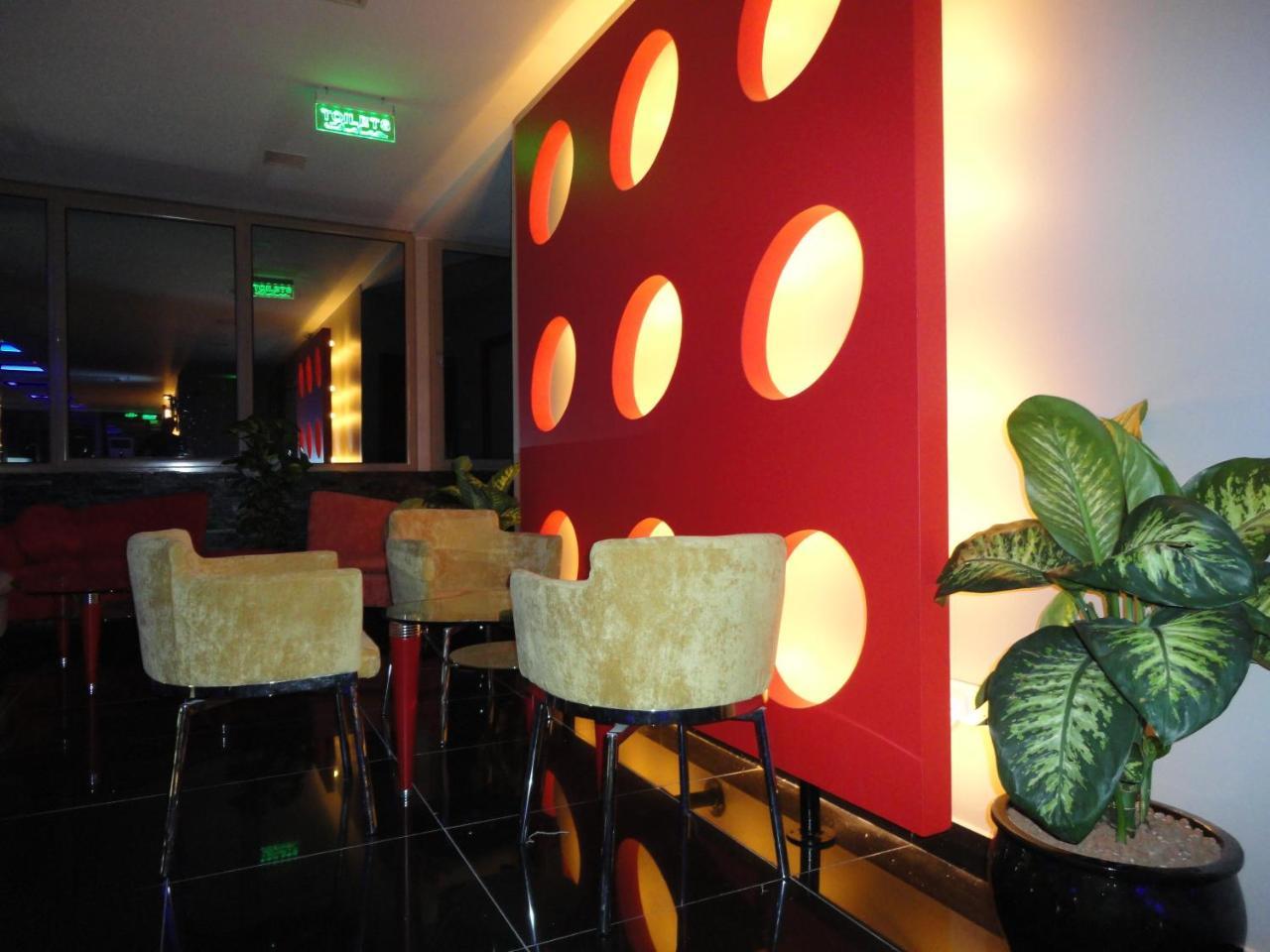 Al Andalus Plaza Hotel Manama Extérieur photo