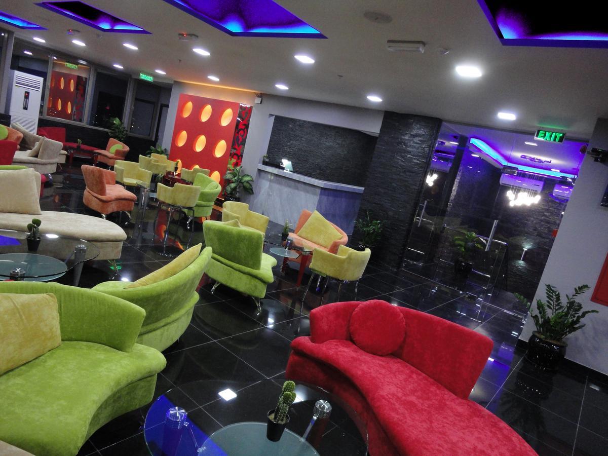 Al Andalus Plaza Hotel Manama Extérieur photo