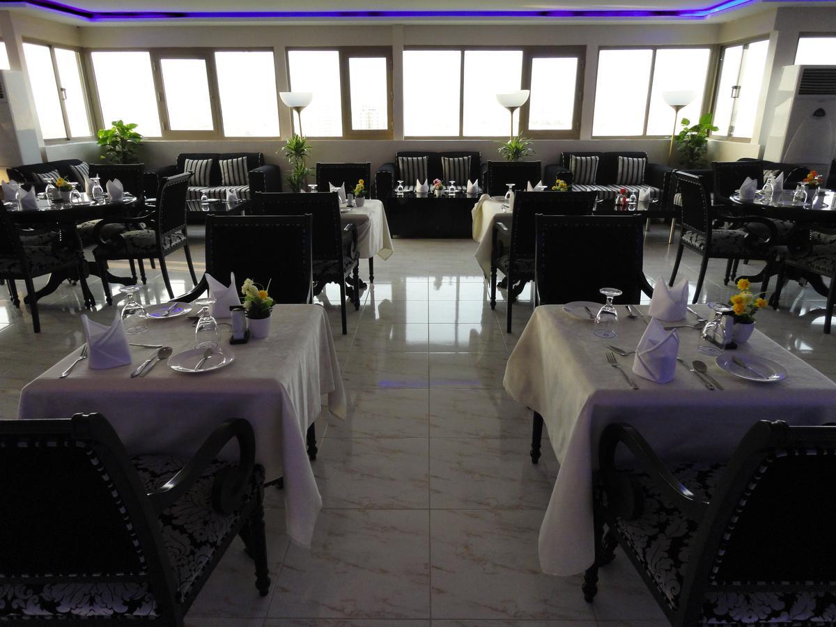 Al Andalus Plaza Hotel Manama Extérieur photo