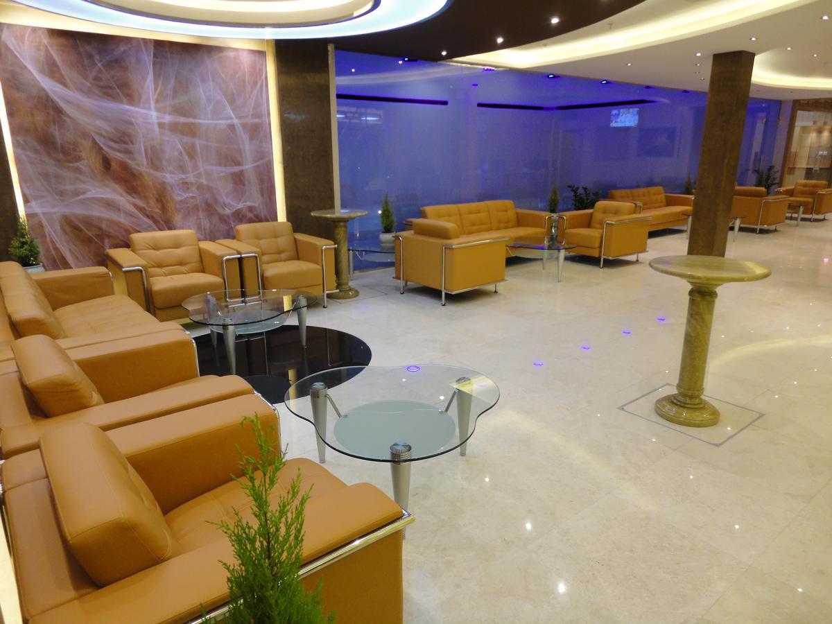 Al Andalus Plaza Hotel Manama Extérieur photo